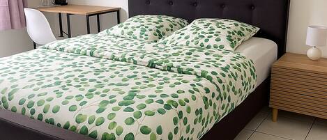 1 chambre, bureau, Wi-Fi, draps fournis