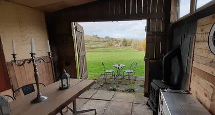 Starry Stables. A secluded Retreat in an Area of Outstanding Natural Beauty