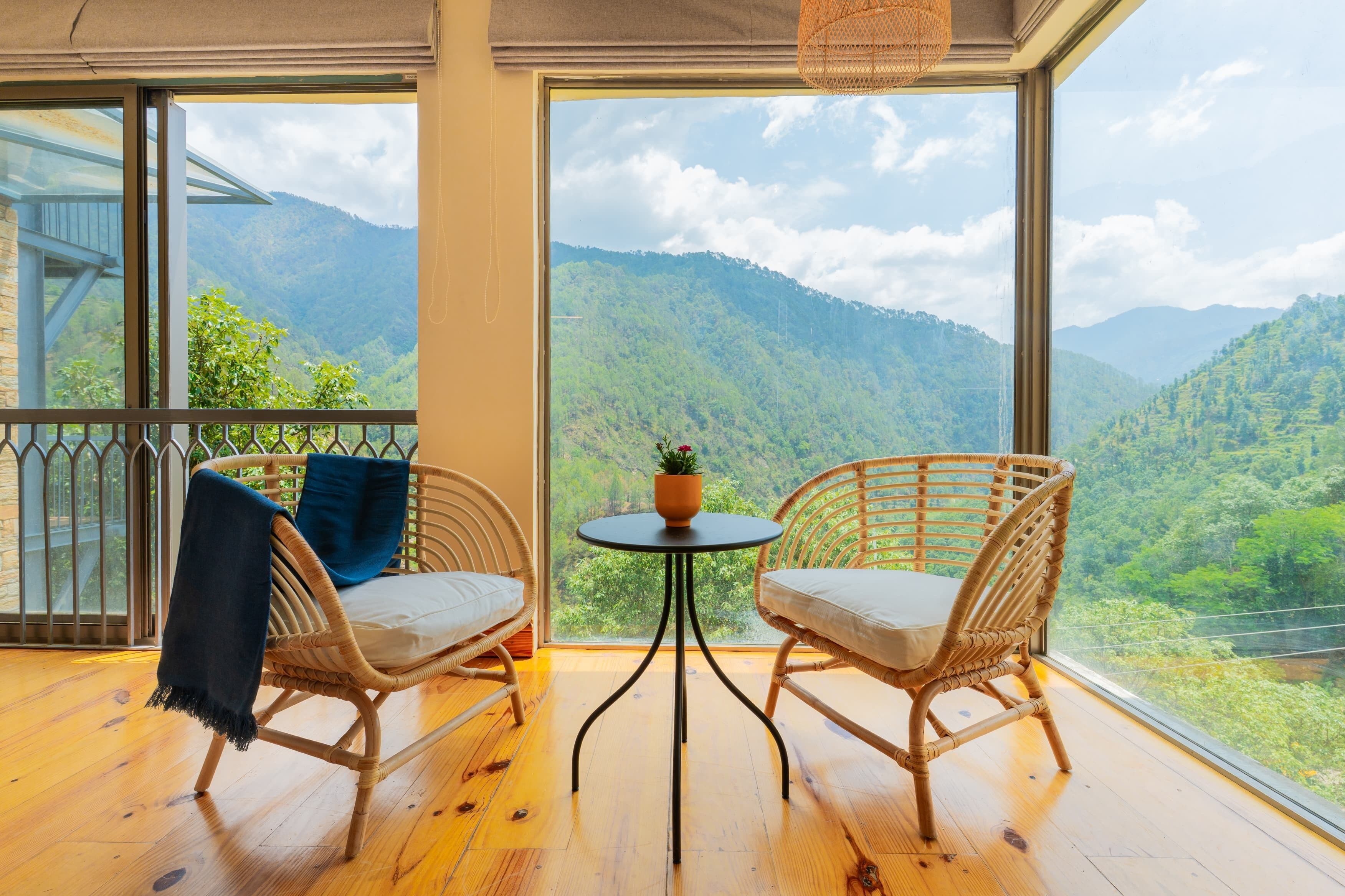 Comfort Room, Mountain View | Laptop workspace, free WiFi