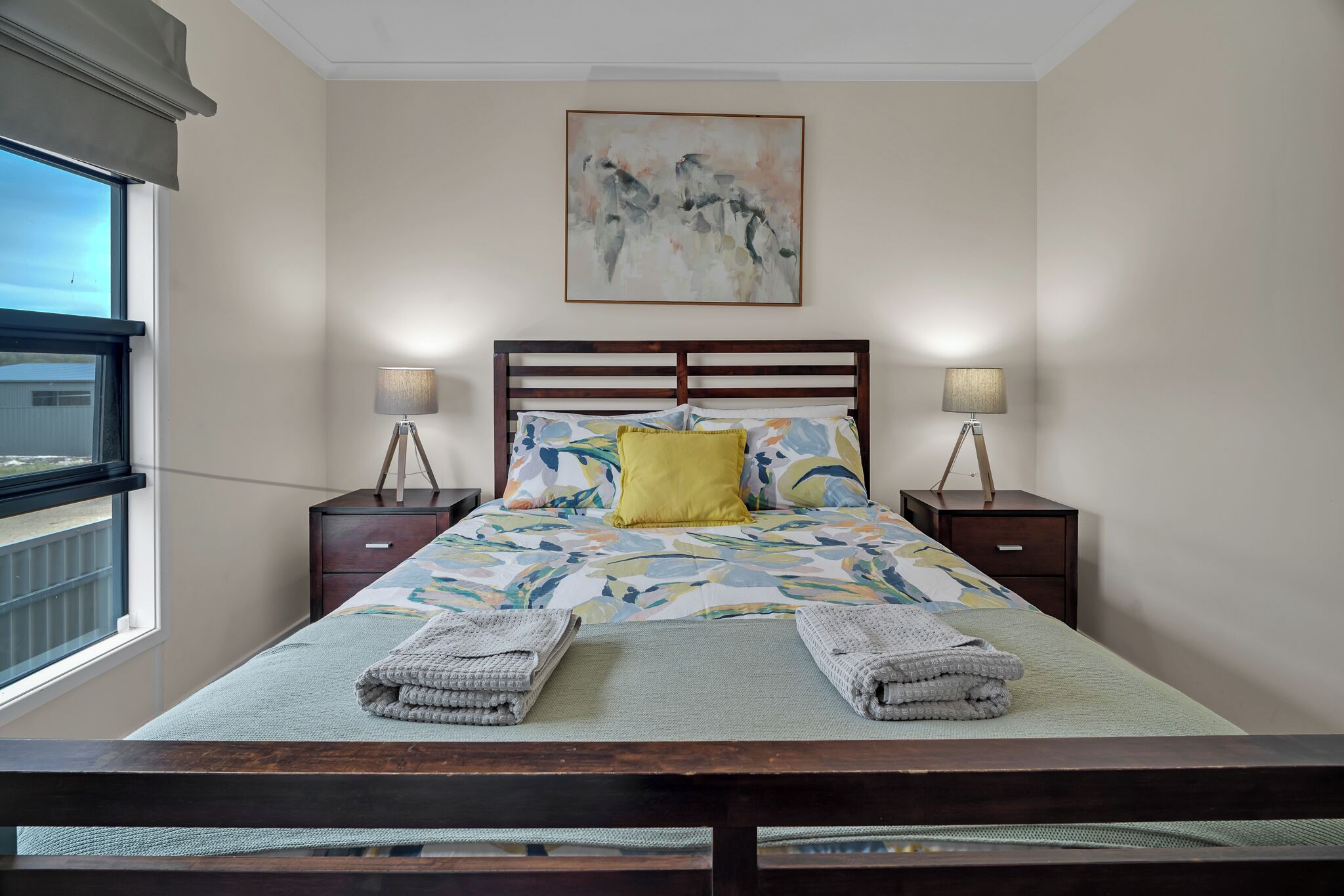 3 bedrooms, iron/ironing board, Internet, bed sheets