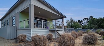 Long Island Retreat: Pelican. The Perfect Riverside Family Getaway.