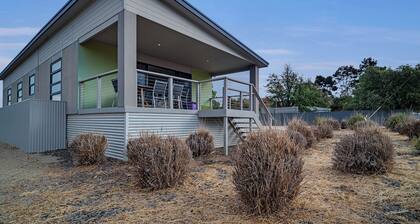 Long Island Retreat: Pelican. The Perfect Riverside Family Getaway.