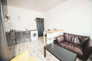 Interior - Modern Stranmillis 4 Bed (Belfast)