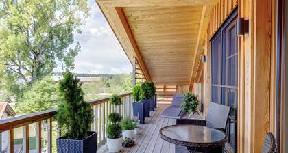 Chalet 'Tegernsee Luxury' with Mountain View, Shared Garden and Wi-Fi