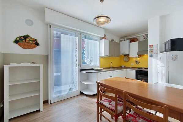 Imagen sin descripción, 1 de 21, botón