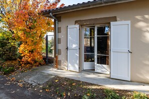 Exterior detail - Gîte la Combe Verte – Renovated Farmhouse with Indoor Pool (Claveyson)