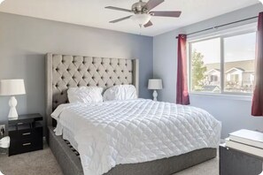 3 bedrooms, iron/ironing board, WiFi, bed sheets