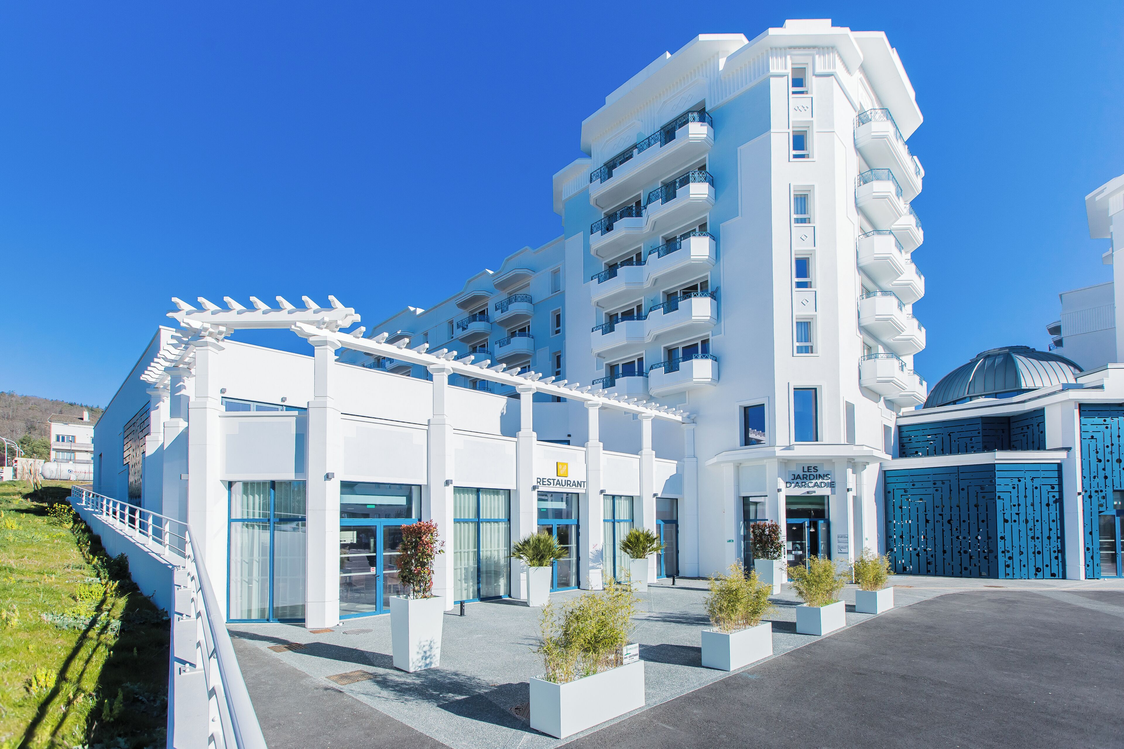 ด้านหน้าที่พัก