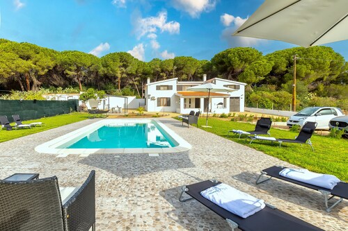 Villa 'Giovanna' avec piscine privée, Wi-Fi et climatisation