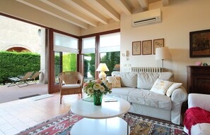 Living area - Calicantus Verona Pool Wifi (Colognola ai Colli)