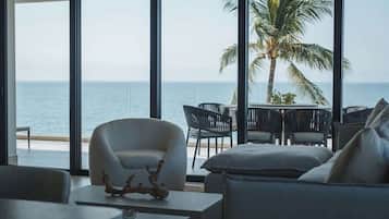 Fernseher, Tischfußball, Arbeitsbereiche