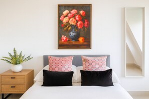 3 chambres, fer et planche à repasser, Wi-Fi gratuit, draps fournis