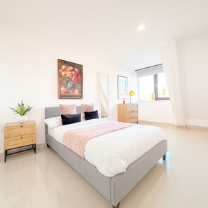 3 camere, ferro/asse da stiro, Wi-Fi gratuito, lenzuola