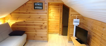 80 m² Apartment with Mountain View and Balcony