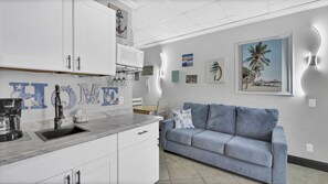 電視、乒乓球設施