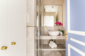 Apartment | Badezimmer
