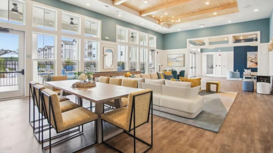 Landing Apartments near JAX