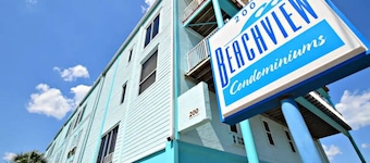 Beachview Condo 226, nearly touching the Hangout & Beach, at all the action!