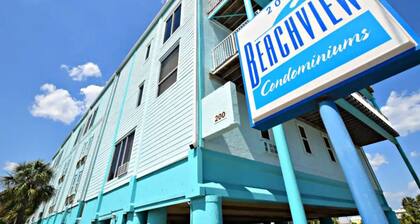 Beachview Condo 226, nearly touching the Hangout & Beach, at all the action!