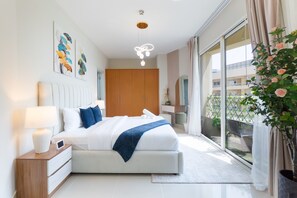 1 soverom, safe på rommet, strykejern/-brett og wi-fi (inkludert)