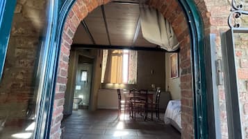 1 dormitorio y ropa de cama