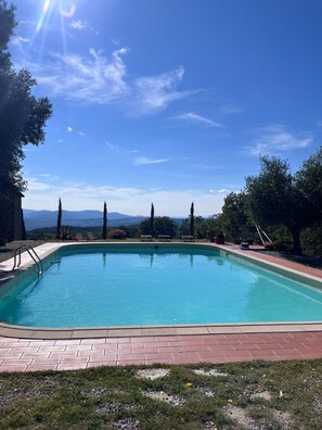 Pool - Finocchieto Room with Shared Pool and Garden (Massa Marittima)