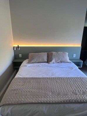 Comfort Double Room, Mountain View | Desk, free WiFi - POUSADA VISTA DO VOO (Brumadinho)