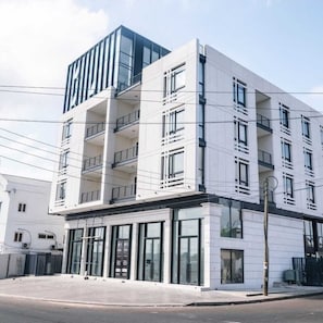 Studio Deluxe | Chambres insonorisées, fer et planche à repasser, Wi-Fi gratuit