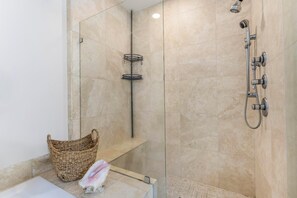 Shower, jetted tub, hair dryer, towels