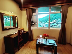 Quarto casal premium | Wi-Fi de cortesia