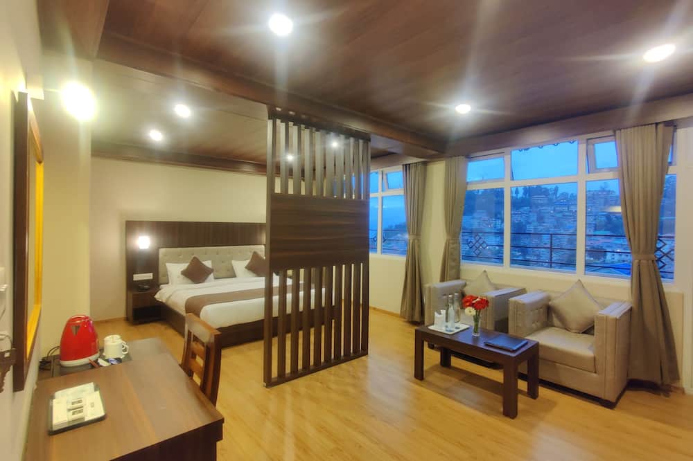 Keswani Group Tashi Heritage Hotel