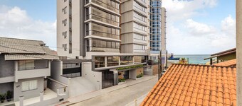 Apts in Condominium 70 Meters From Praia do Tabuleiro - Mtas