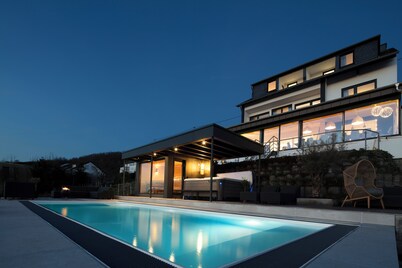 New opening - Luxury Villa Orange Tree for up to 22 people