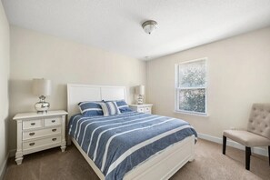 4 bedrooms, free WiFi, bed sheets