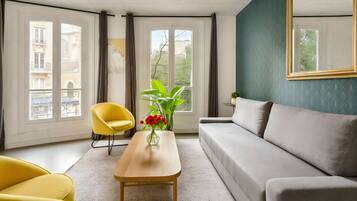 Apartment | Living area | 32-inch Smart TV with cable channels, Netflix, streaming services