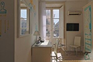 Double or Twin Room | Free WiFi