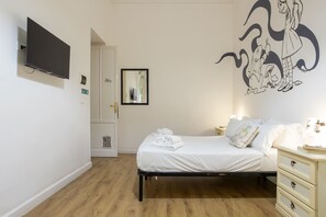 Double or Twin Room | Free WiFi - Hotiday Palermo Porto (Palermo)