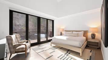 4 bedrooms, iron/ironing board, travel crib, WiFi