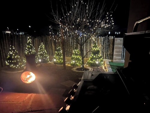 This house is a 3 bedroom(s), 2.5 bathrooms, located in Santa Fe, NM.