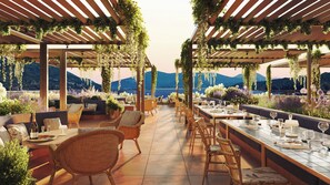2 restaurants, breakfast, lunch, dinner served; Mediterranean cuisine