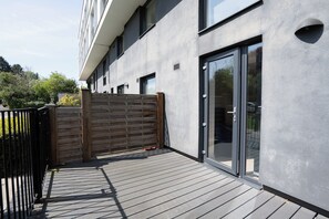 Departamento familiar, 1 cama King size y sofá cama, para no fumadores, patio | Terraza o patio