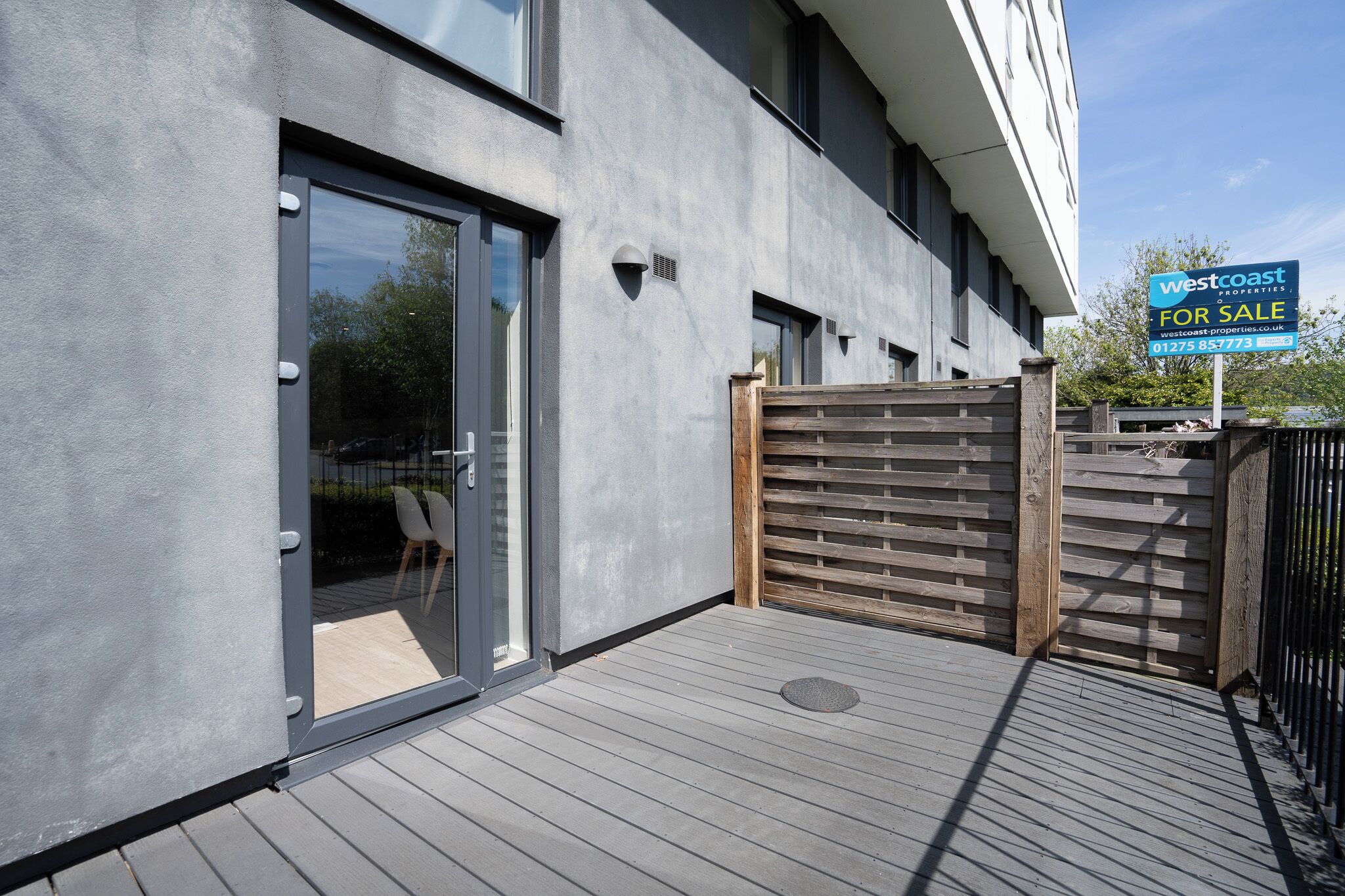 Family Apartment, 1 King Bed with Sofa bed, Non Smoking, Patio | Terrace/patio