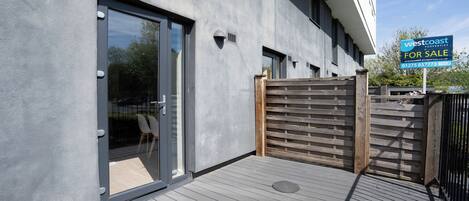 Family Apartment, 1 King Bed with Sofa bed, Non Smoking, Patio | Terrace/patio