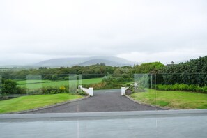 Property grounds - Dingle Bay Haven (Municipal District of Castleisland-Corca Dhuibhne)
