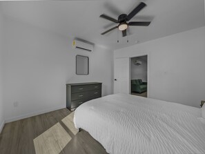 2 soverom, strykejern/-brett, wi-fi og sengetøy