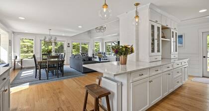 Eagle`s Cove on Damariscotta Lake by Rocky Coast Rentals