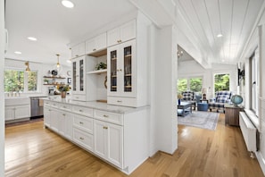 Interior - Retreat on Damariscotta Lake| Private dock| 4BDR (Newcastle)