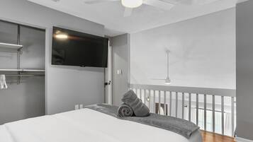 Bungalow, Patio, Garden View | Blackout drapes, iron/ironing board, free WiFi