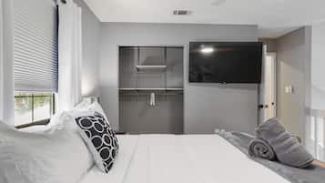 Bungalow, Patio, Garden View | Blackout curtains, iron/ironing board, free WiFi