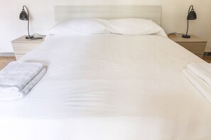 Unclassified image, 3 of 13, button